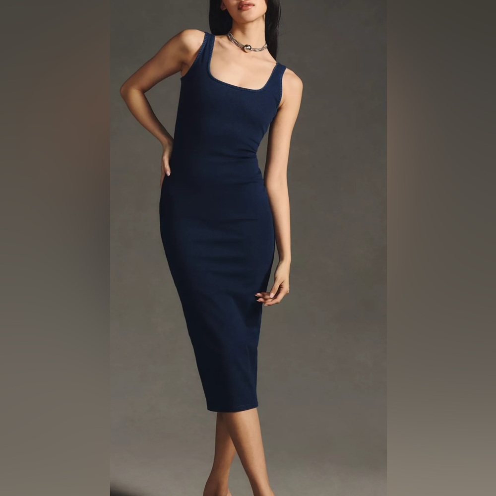 Good American sculpt Dress